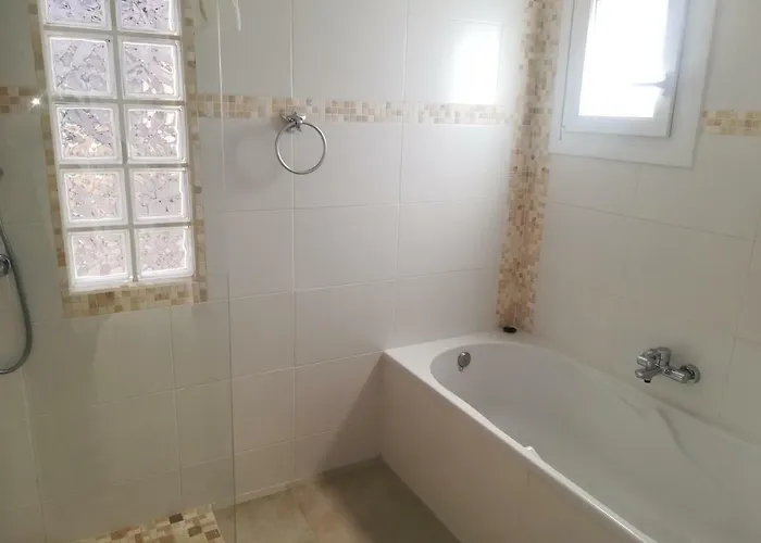 Casa Virgo 아데제