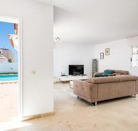 Вилла Casa Virgo Адехе